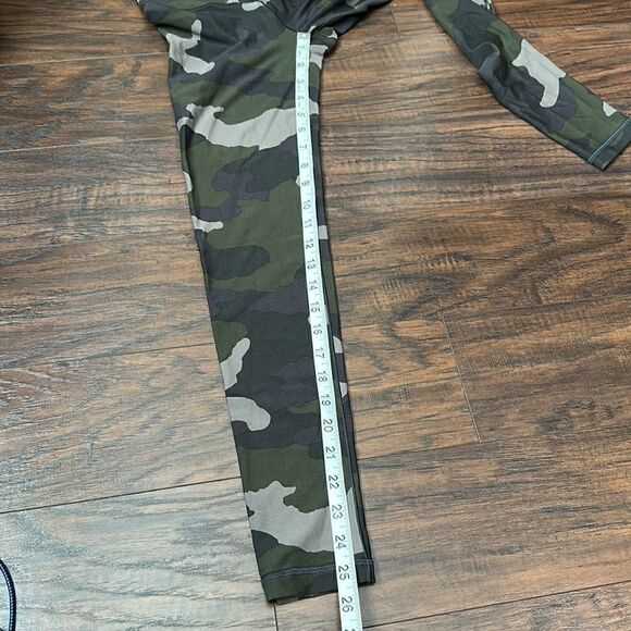 Aerie Camo Real Me 7/8 Hi-Rise Leggings - Size XS - Picture 3 of 9